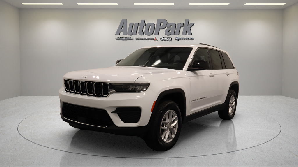 New 2026 Jeep Grand Cherokee Laredo X AWD/4WD image 7