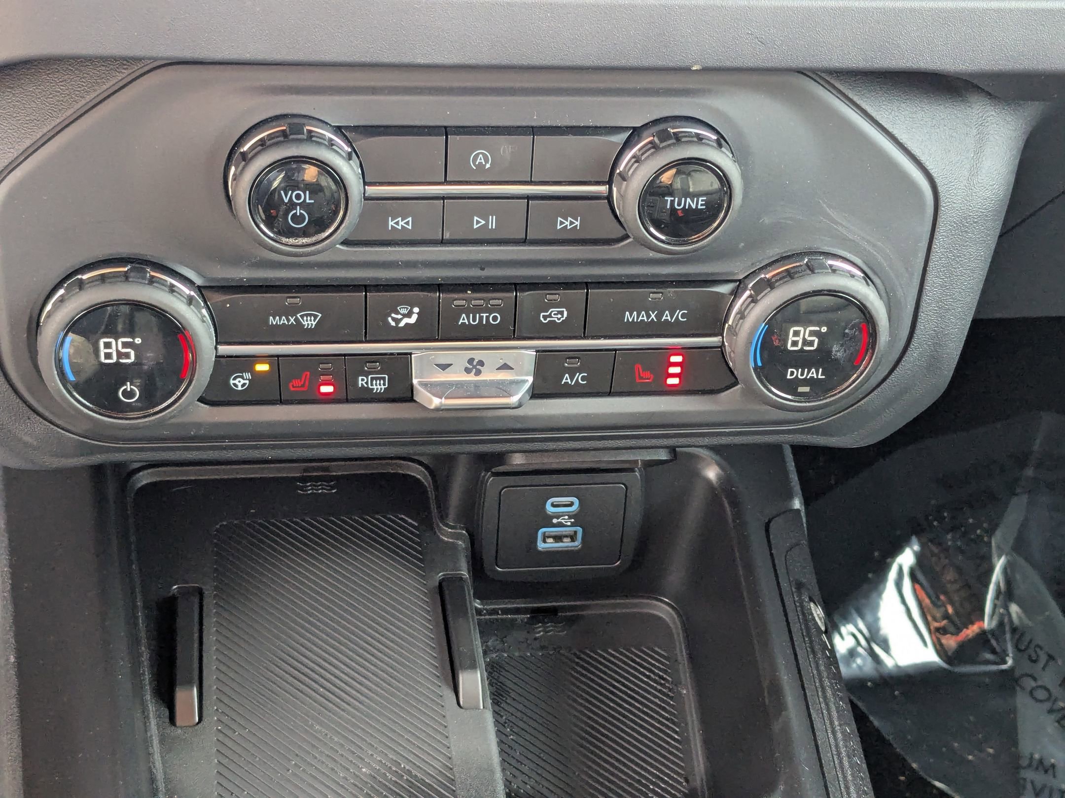 Certified 2025 Ford Bronco Outer Banks AWD/4WD image 25