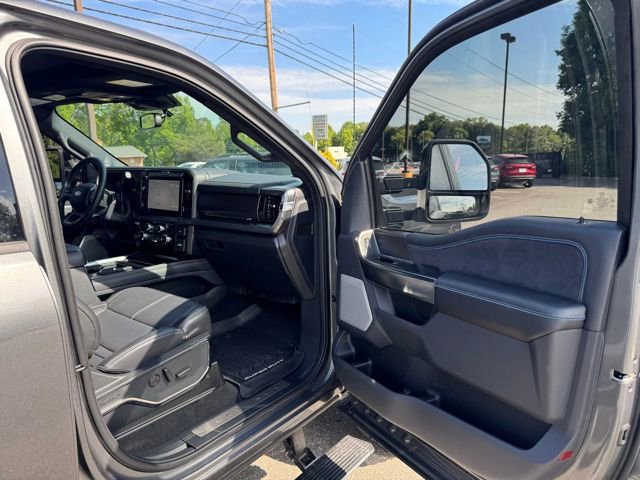 Used 2026 Ford F250 Platinum w/ Tremor Off-Road Package AWD/4WD image 16