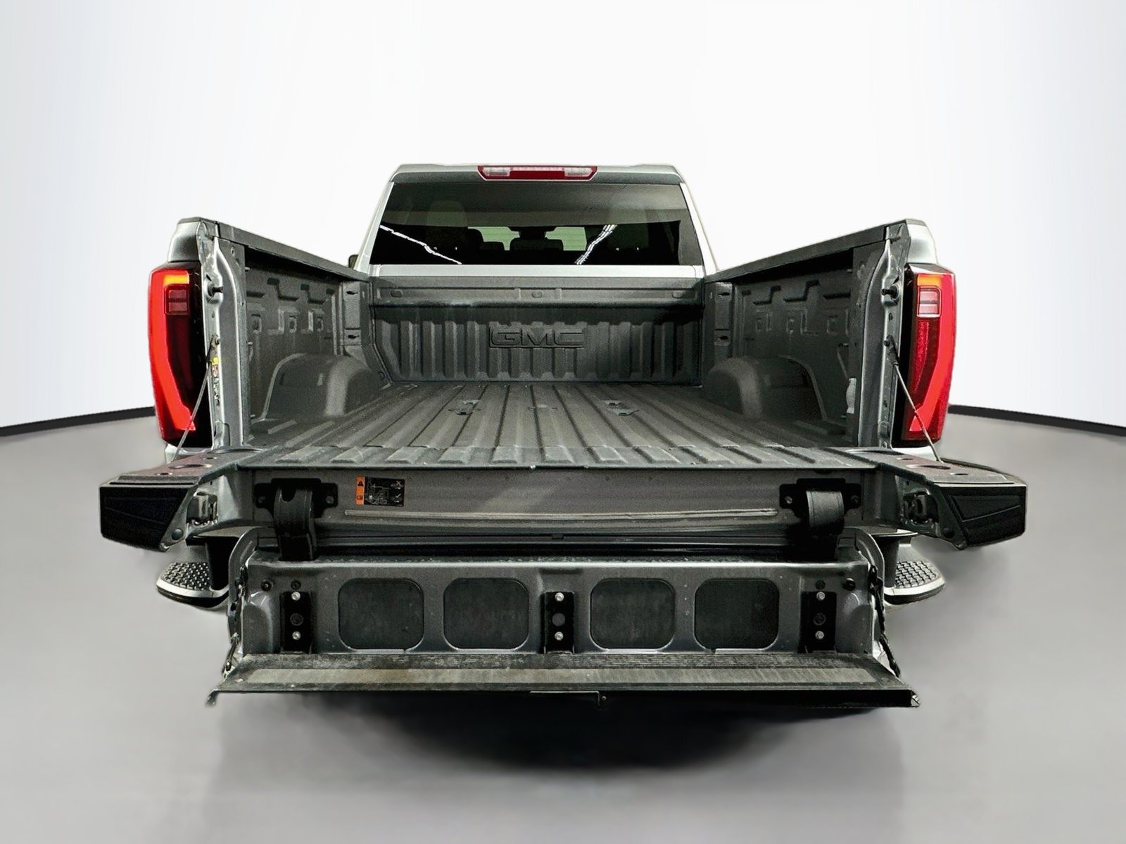 Used 2024 GMC Sierra 3500 SLT AWD/4WD image 27