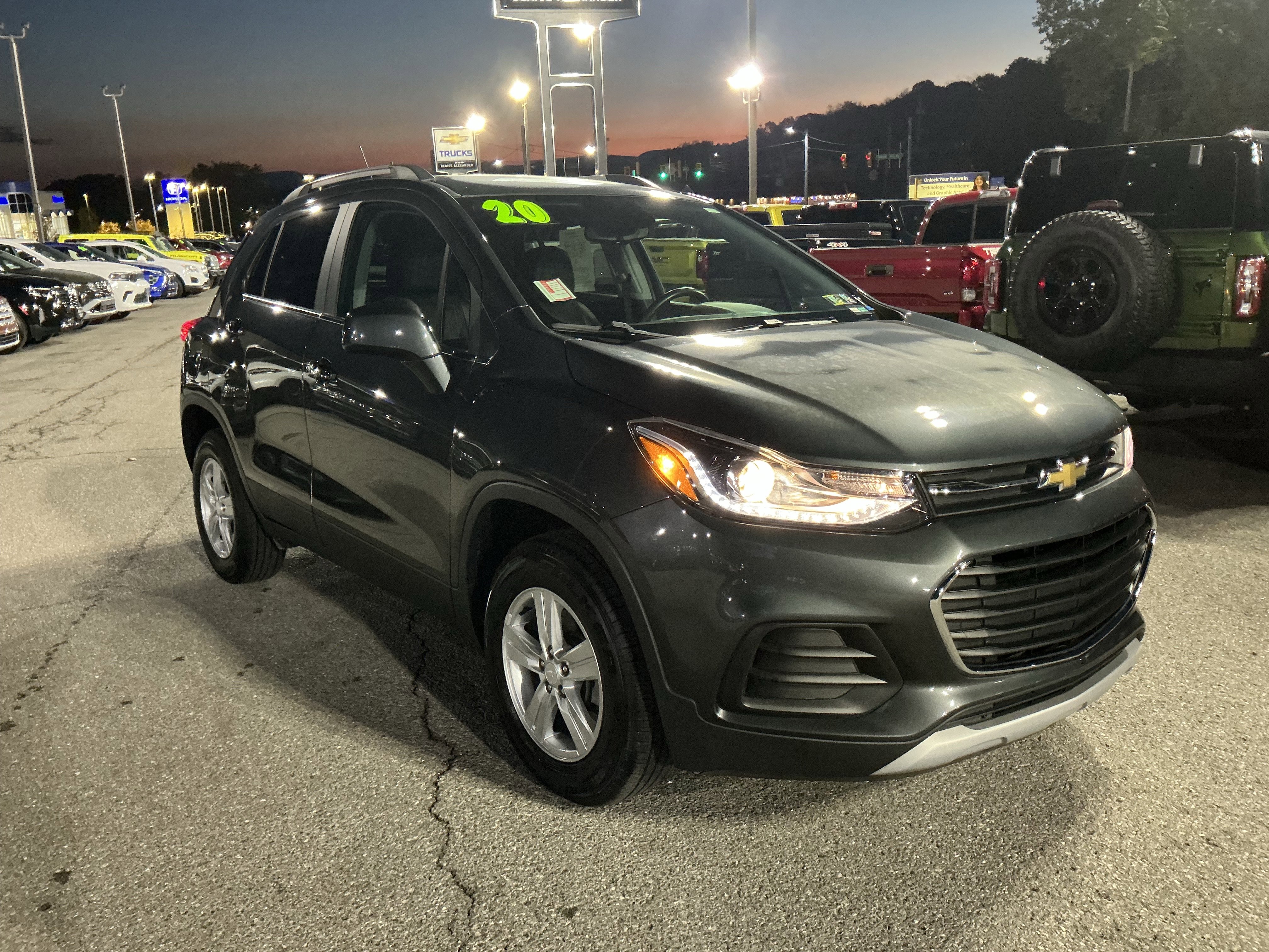 Used 2020 Chevrolet Trax LT w/ LT Convenience Package