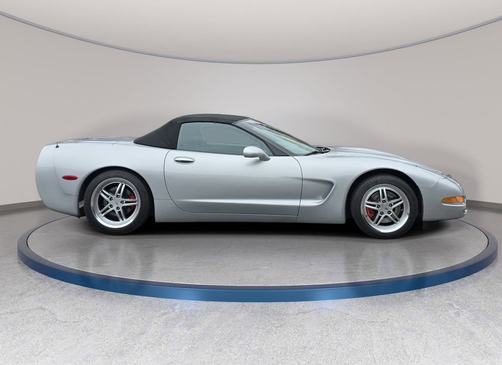 Used 2000 Chevrolet Corvette Convertible w/ Memory Pkg image 5