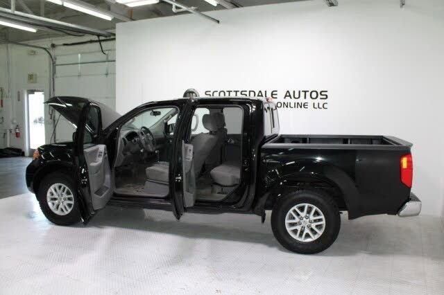 Used 2016 Nissan Frontier SV image 18