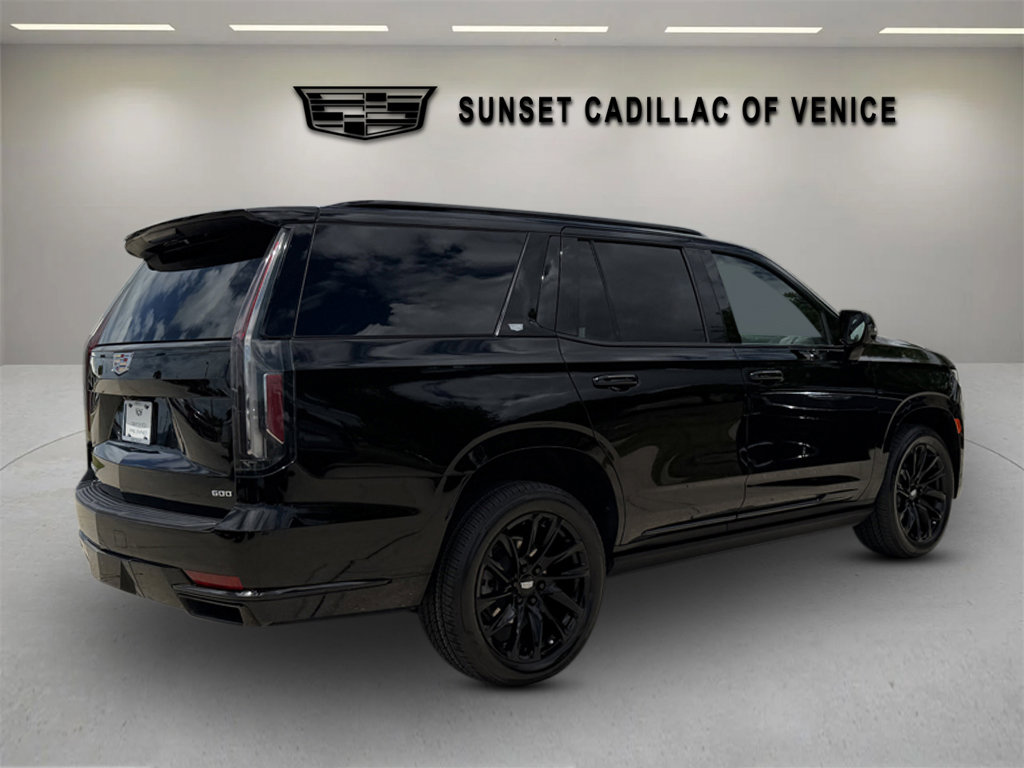 Certified 2024 Cadillac Escalade Sport Platinum w/ LPO, ONYX Package AWD/4WD image 3