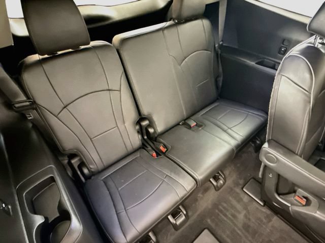Used 2019 Buick Enclave Avenir w/ Avenir Technology Package AWD/4WD image 28