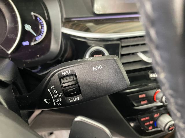 Used 2018 BMW 530e image 12