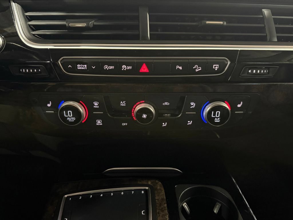 Used 2017 Audi Q7 3.0T Premium Plus AWD/4WD image 21