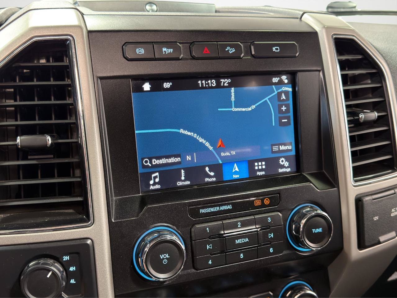 Used 2019 Ford F350 Lariat w/ Lariat Ultimate Package AWD/4WD image 23