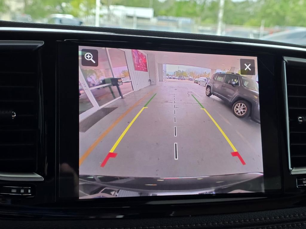 New 2026 Chrysler Pacifica Pinnacle w/ Trailer Tow Group image 24