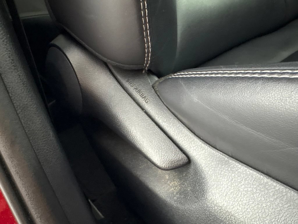 Used 2019 Toyota RAV4 Limited FWD image 33