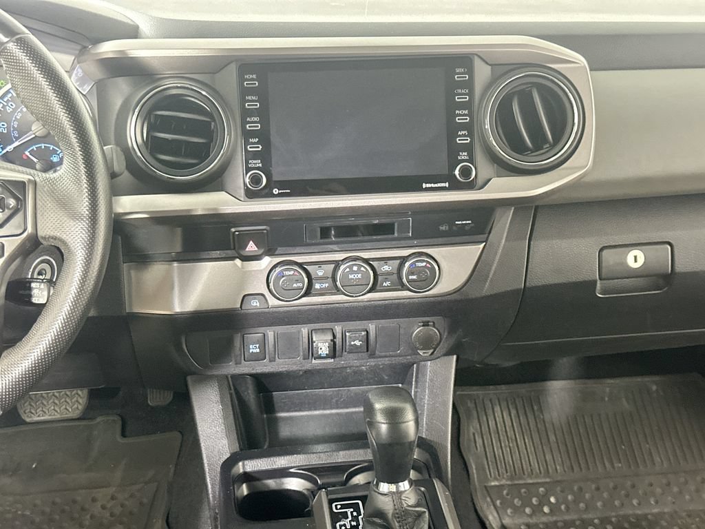 Used 2021 Toyota Tacoma SR5 RWD image 19