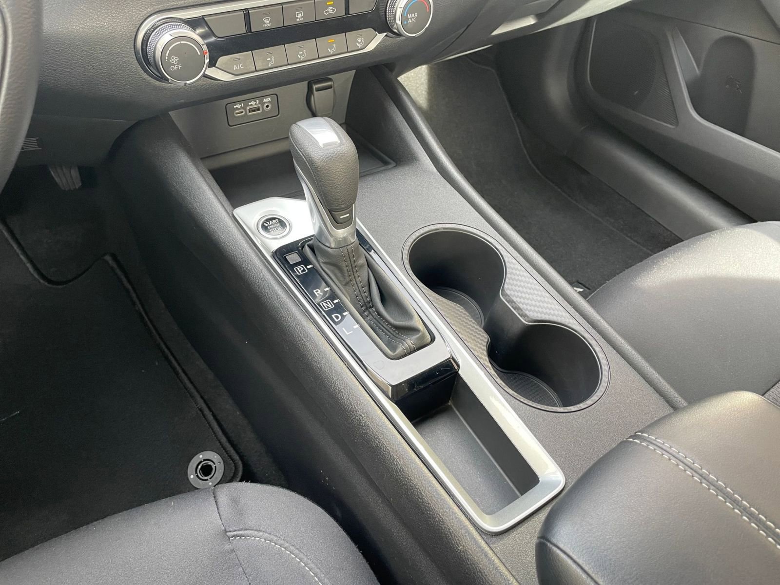 Used 2025 Nissan Altima 2.5 SV image 40