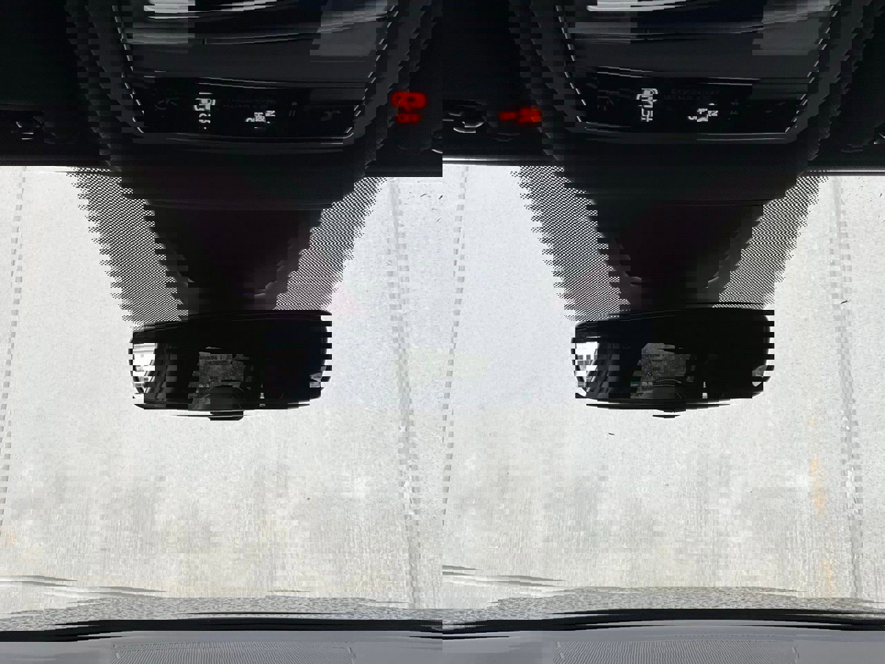 Used 2025 Volkswagen Atlas Cross Sport SE image 18