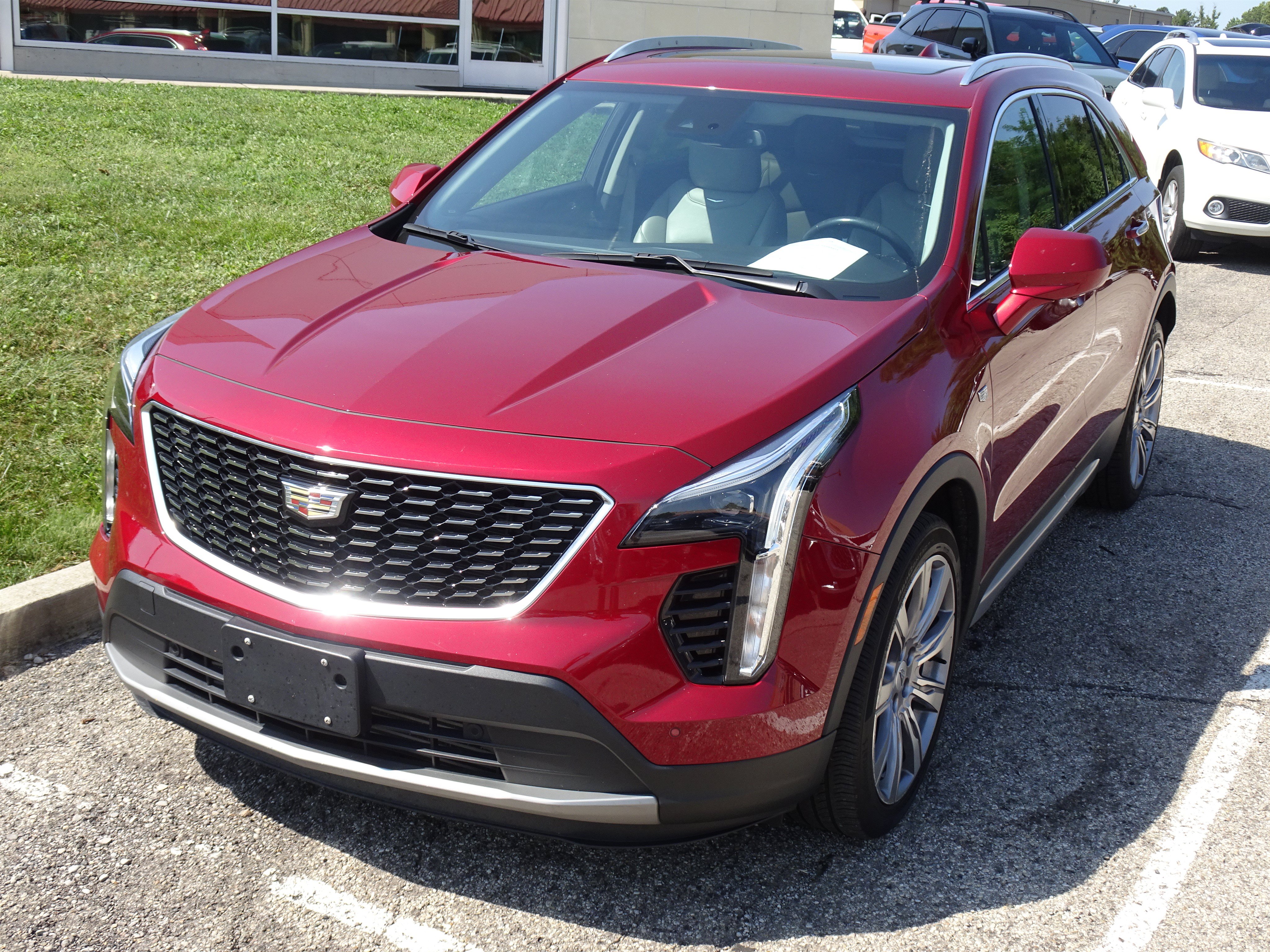 Used 2019 Cadillac XT4 Premium Luxury FWD image 9