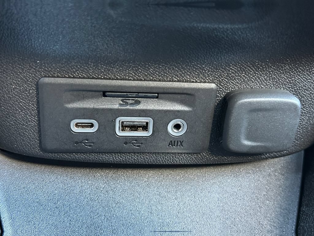 Used 2024 Chevrolet Malibu LT FWD image 33