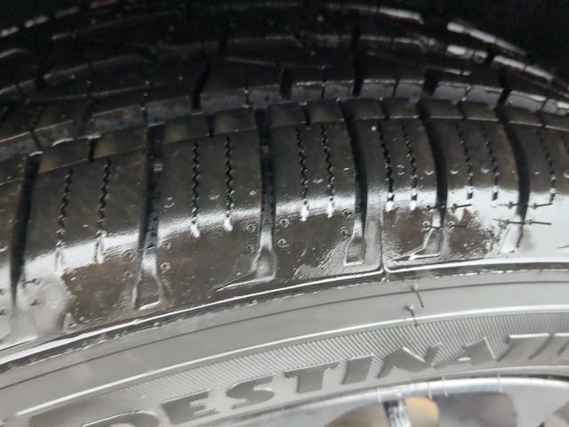 Used 2025 Chrysler Pacifica Limited image 25