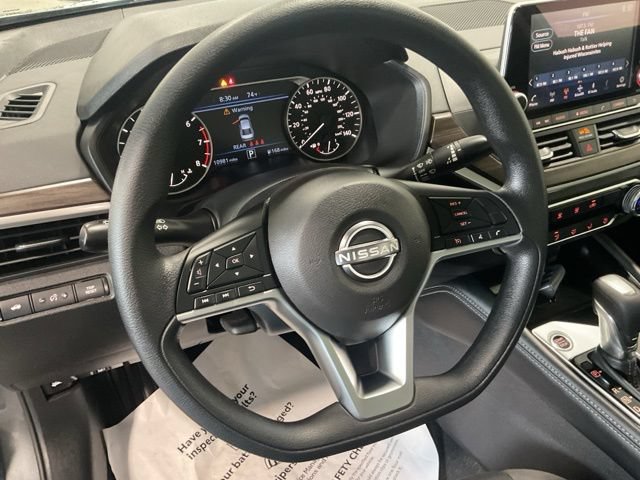 Used 2023 Nissan Altima 2.5 SV AWD/4WD image 13