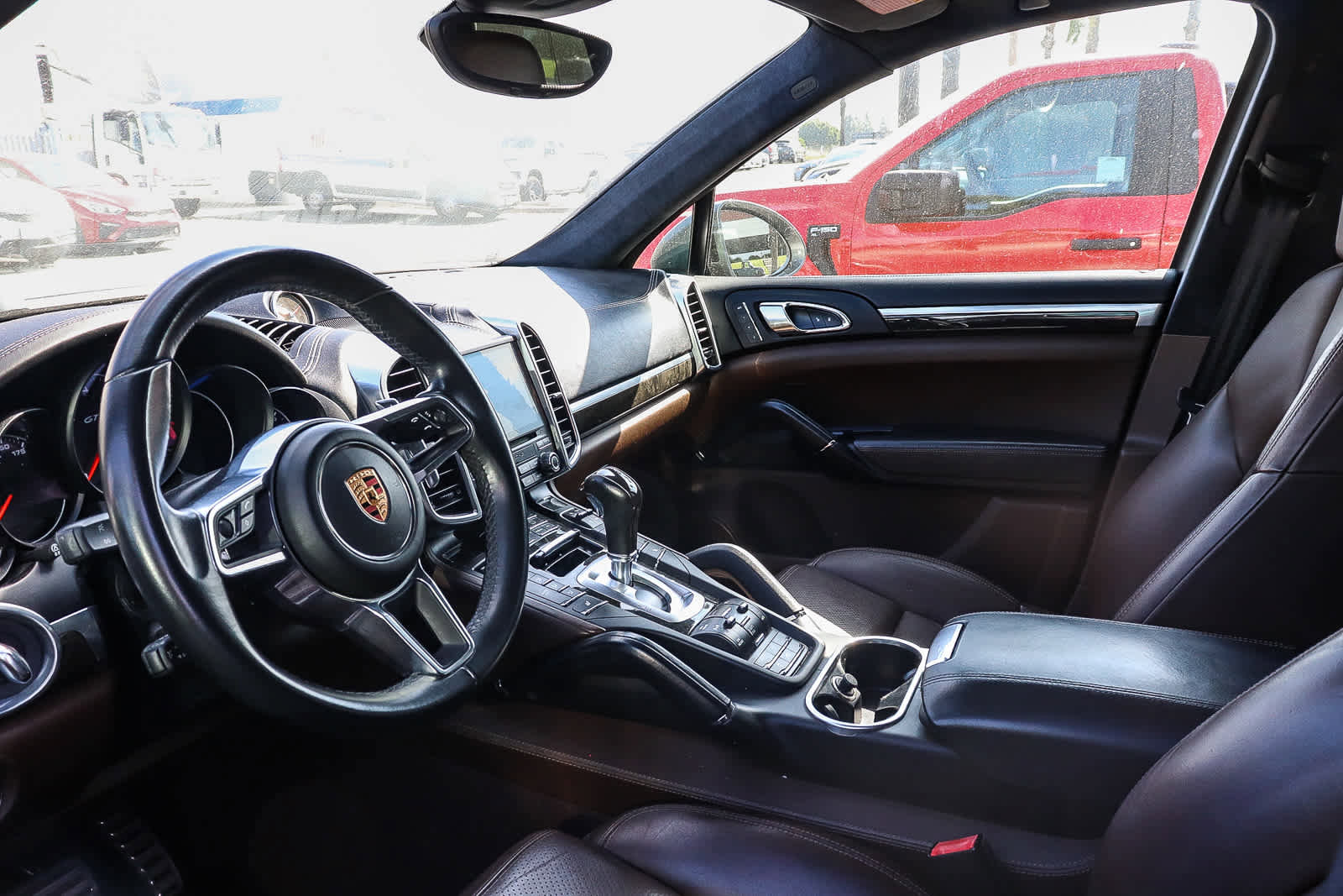 Used 2017 Porsche Cayenne GTS AWD/4WD image 8