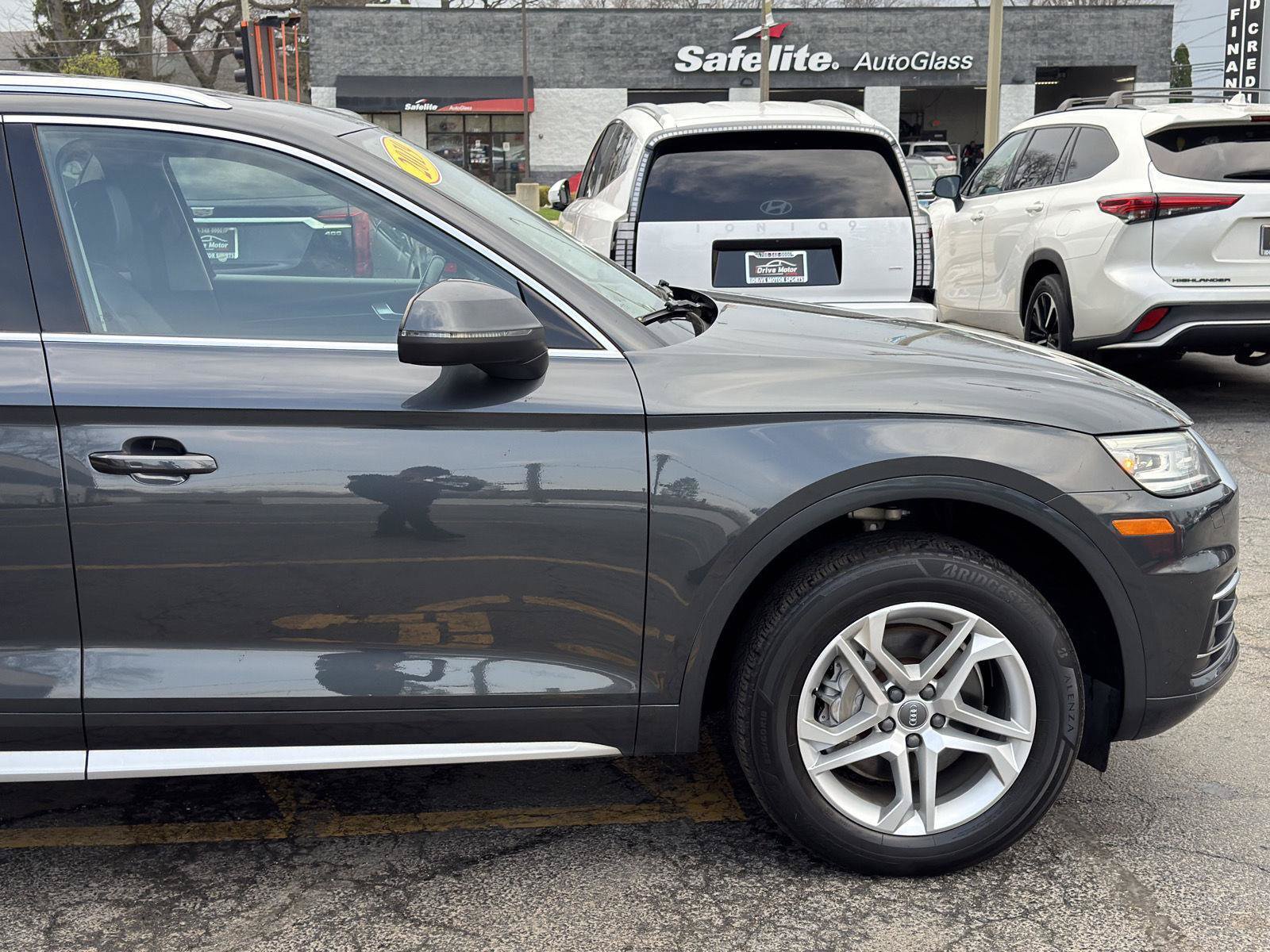 Used 2019 Audi Q5 2.0T Premium w/ Convenience Package AWD/4WD image 12