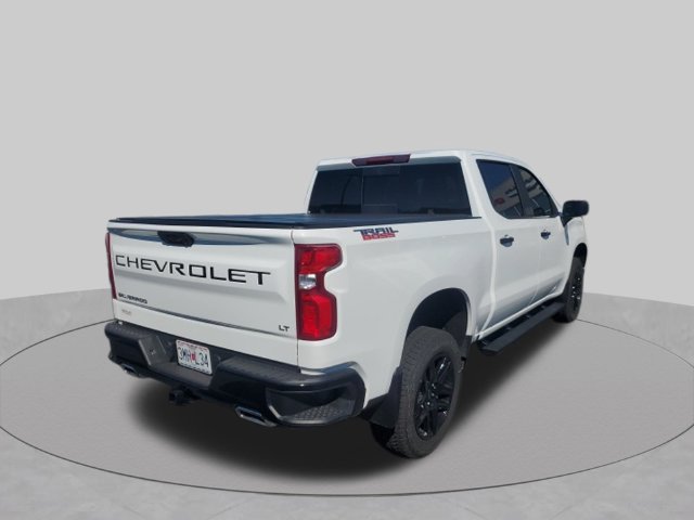 Used 2025 Chevrolet Silverado 1500 LT Trail Boss w/ Convenience Package II AWD/4WD image 6