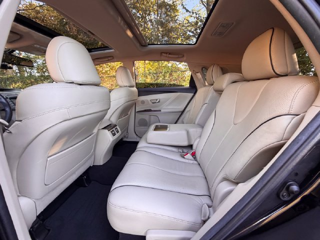 Used 2015 Toyota Venza XLE w/ XLE Premium Package FWD image 36