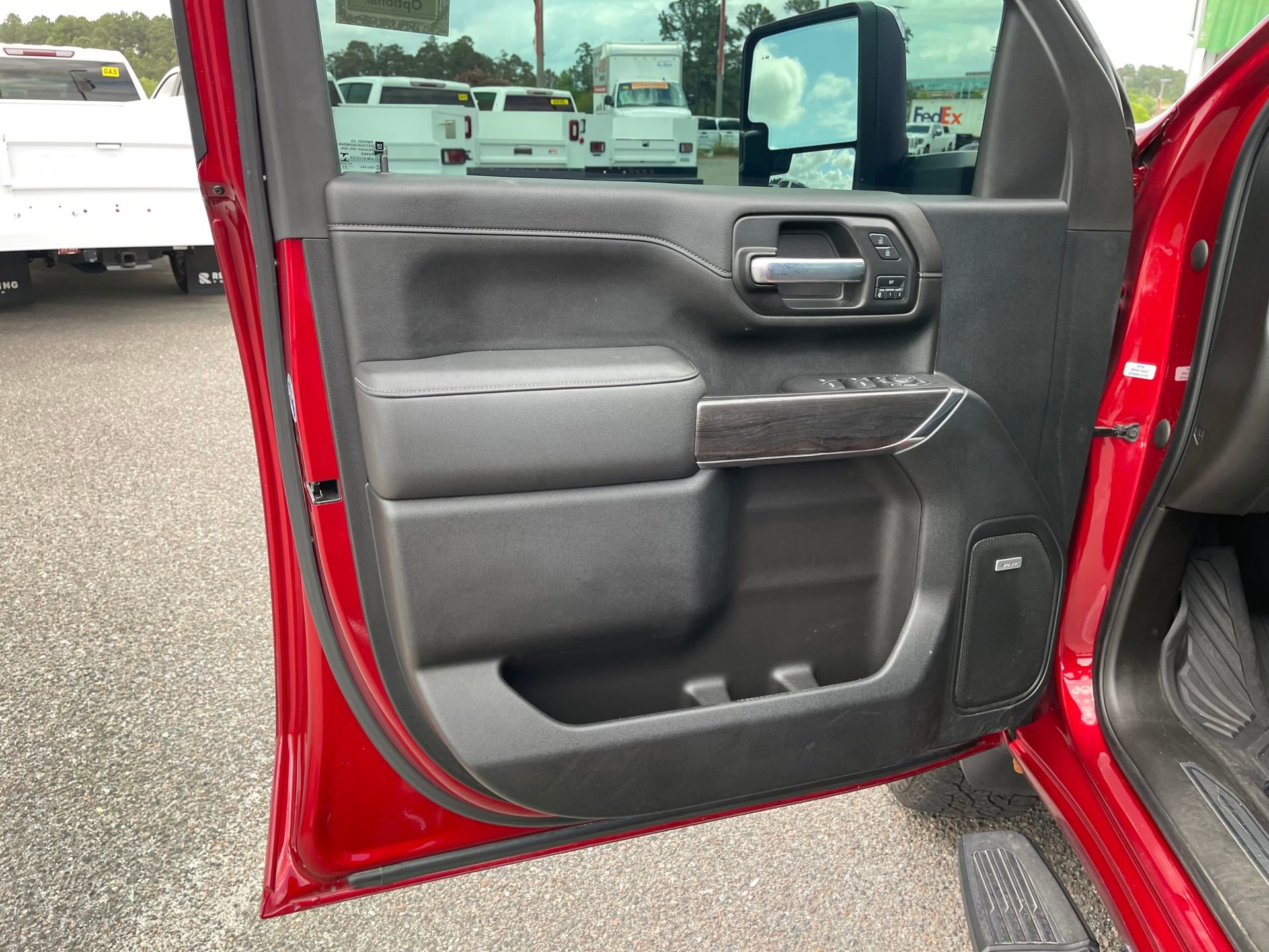 Used 2021 Chevrolet Silverado 2500 LTZ w/ LTZ Premium Package AWD/4WD image 11