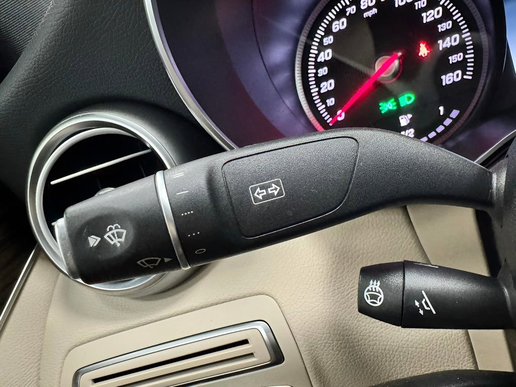 Used 2018 Mercedes-Benz C 300 Sedan image 14