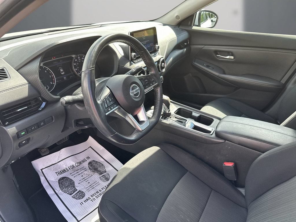 Used 2022 Nissan Sentra SV FWD image 13