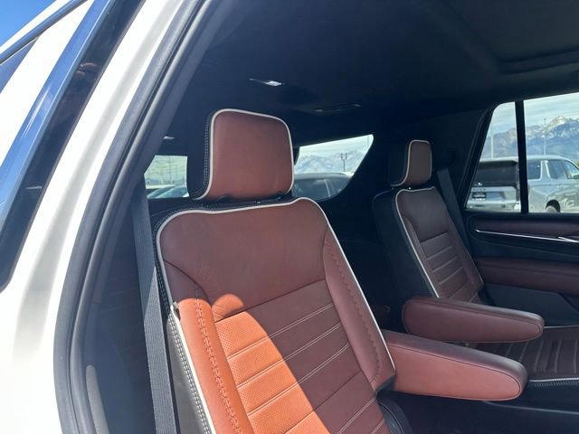 Used 2023 GMC Yukon Denali Ultimate w/ LPO, Floor Liner Package AWD/4WD image 16