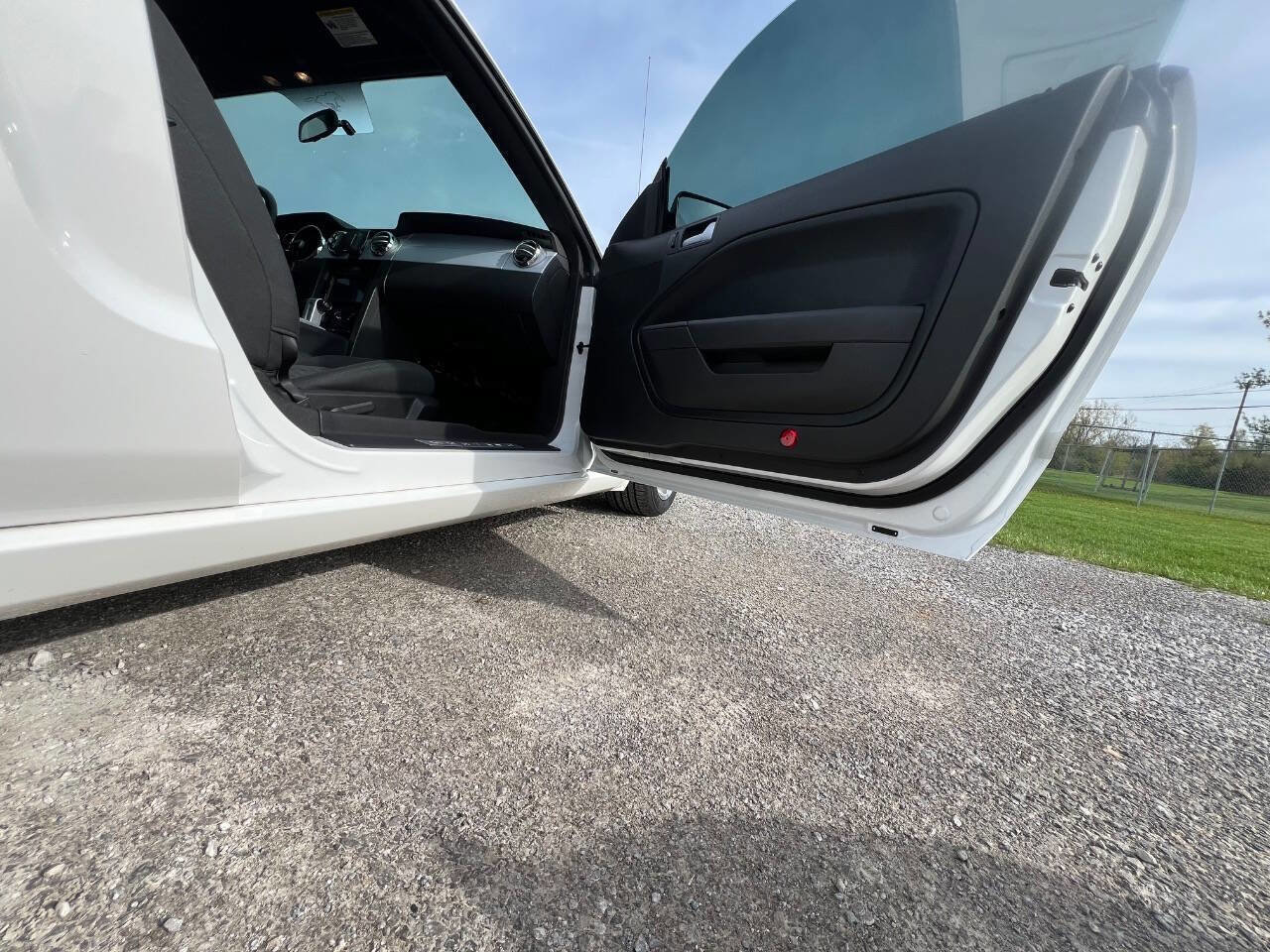 Used 2006 Ford Mustang GT RWD image 16