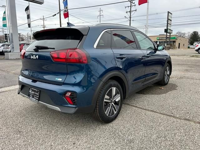 Used 2022 Kia Niro LXS w/ Digital Cluster Package image 3