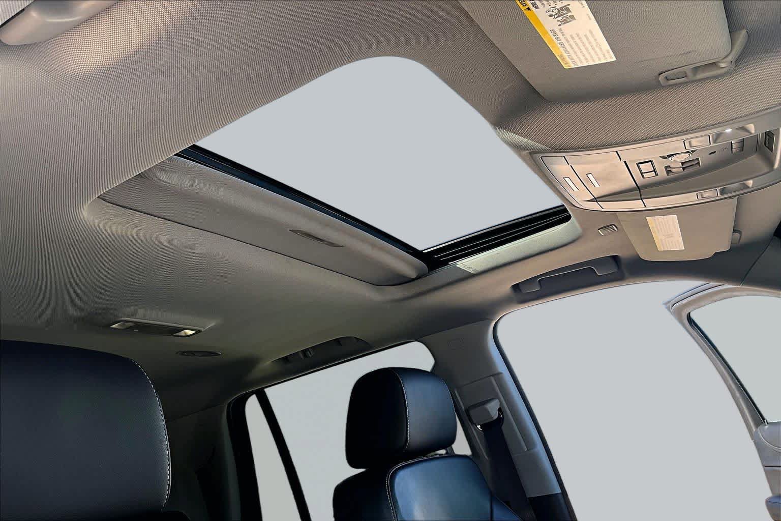 Used 2019 Chevrolet Tahoe LT AWD/4WD image 14