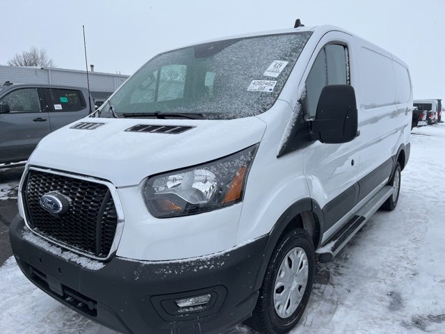 Used 2024 Ford Transit 250 Low Roof w/ Exterior Upgrade Package image 3