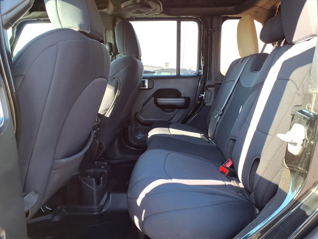 Used 2020 Jeep Wrangler Unlimited Sport image 12