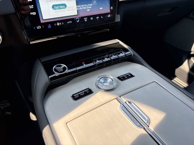 New 2027 Lincoln Navigator L Reserve w/ Jet Appearance Package AWD/4WD image 30
