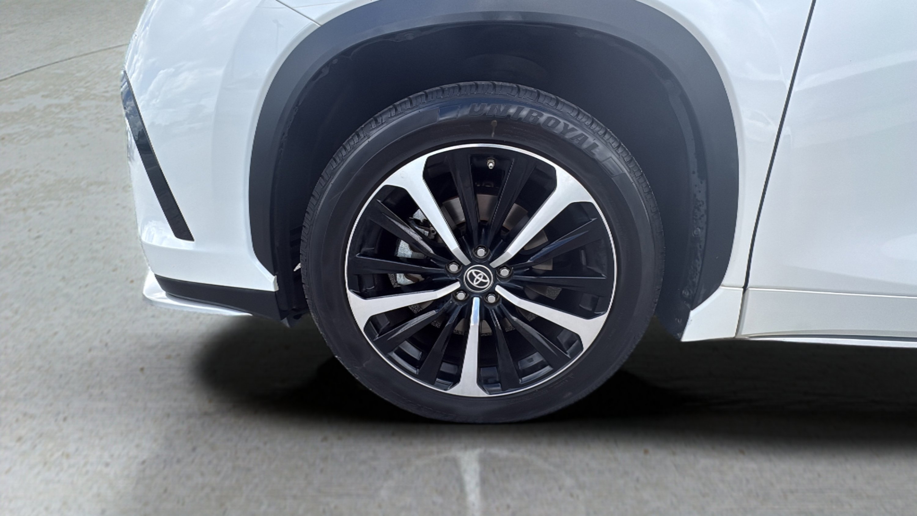 Used 2021 Toyota Highlander XSE image 15