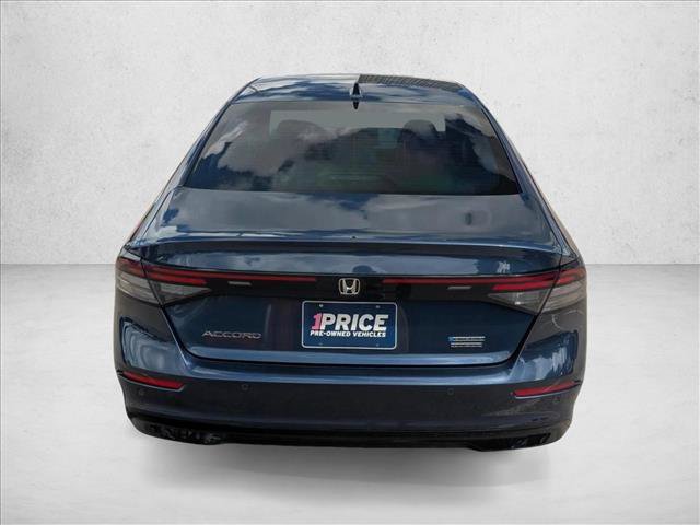 Used 2023 Honda Accord Touring image 6