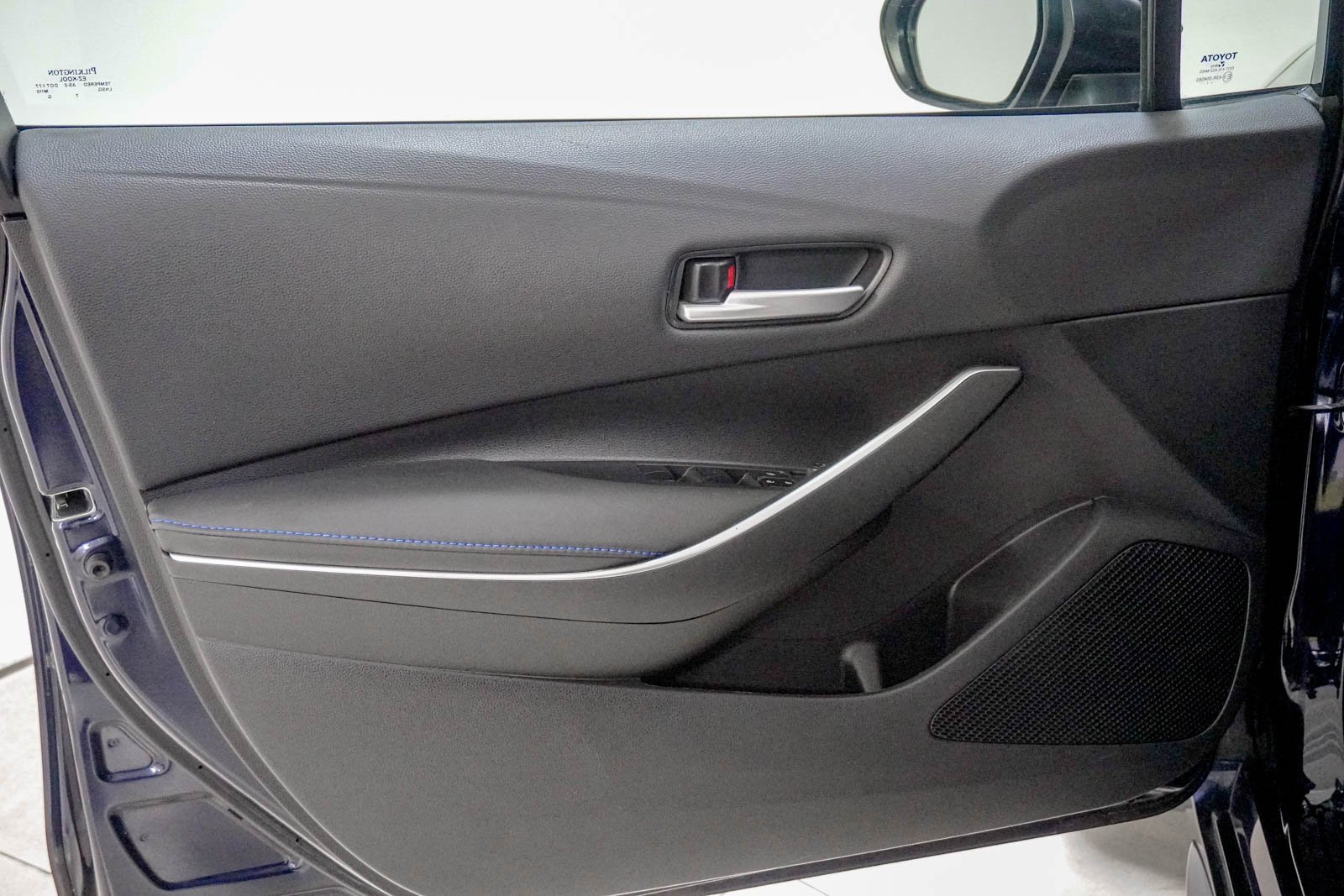 Used 2022 Toyota Corolla SE image 16