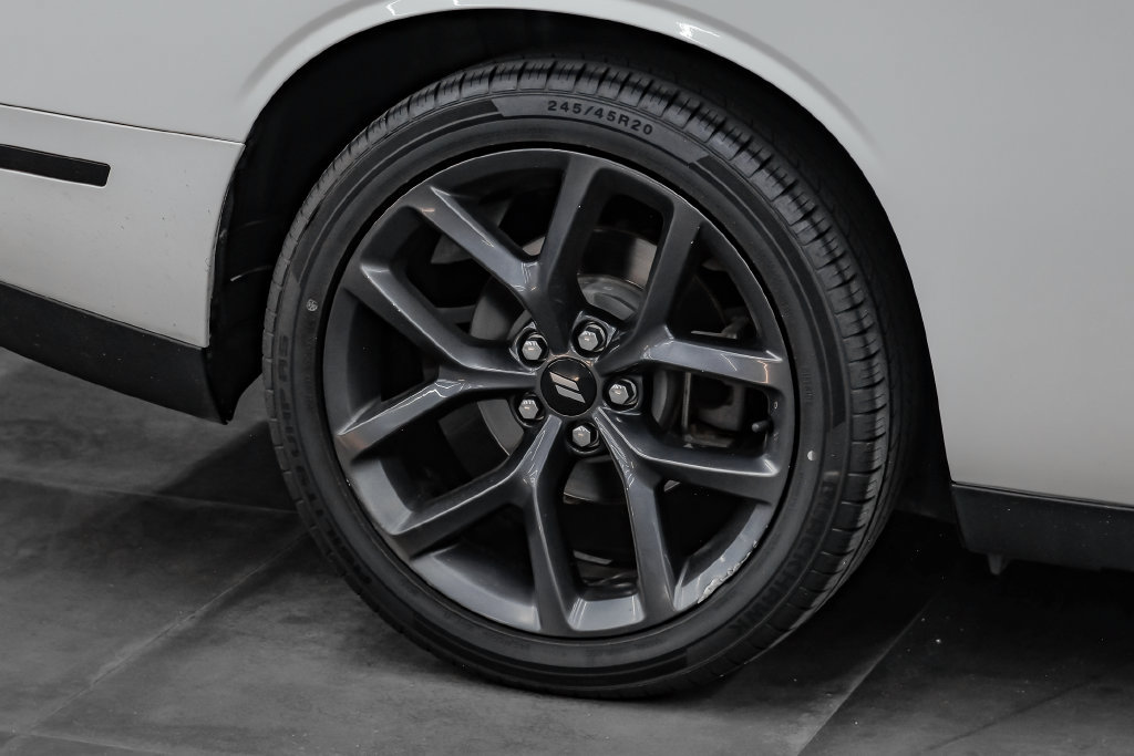 Used 2019 Dodge Challenger SXT w/ Blacktop Package RWD image 49