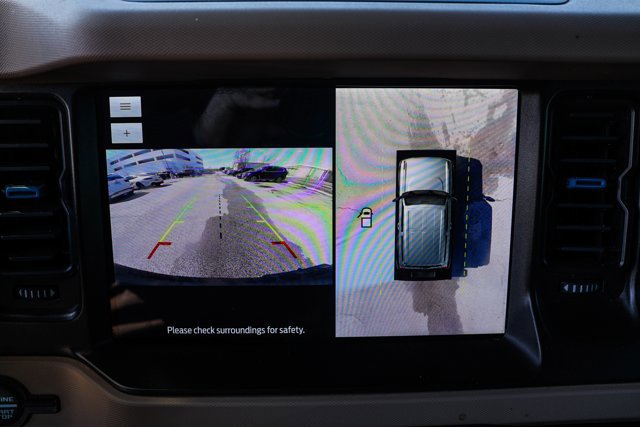 Used 2022 Ford Bronco Wildtrak image 18