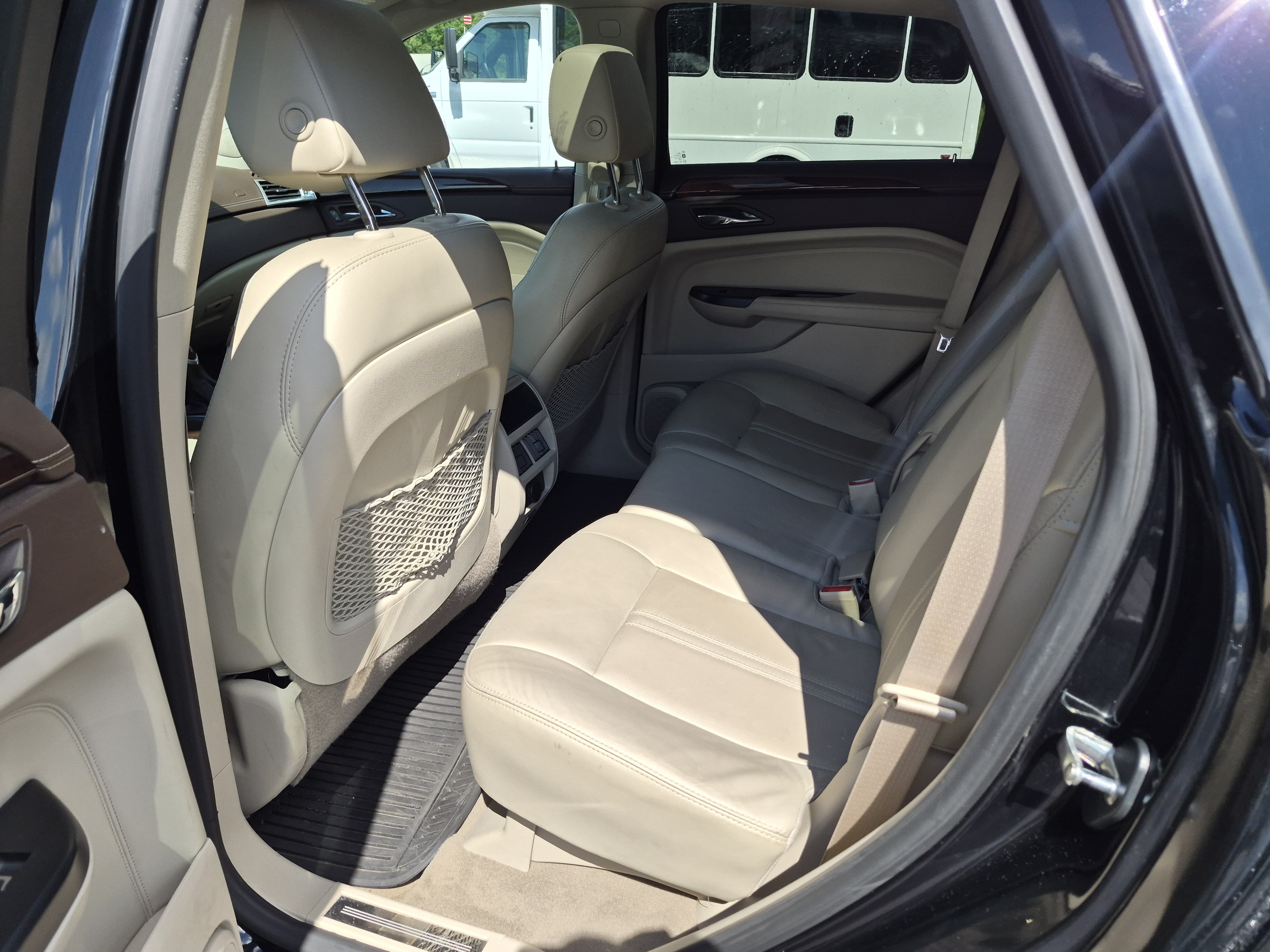 Used 2015 Cadillac SRX Luxury w/ Driver Awareness Package AWD/4WD image 10