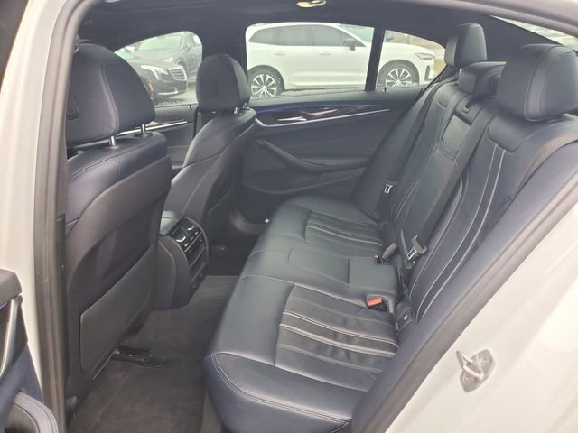 Used 2017 BMW 530i xDrive image 24