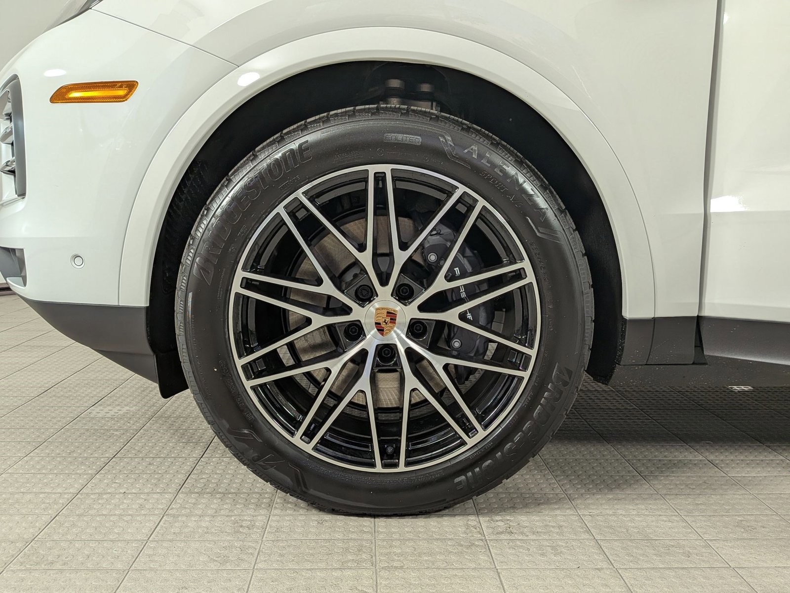 New 2026 Porsche Cayenne AWD/4WD image 27