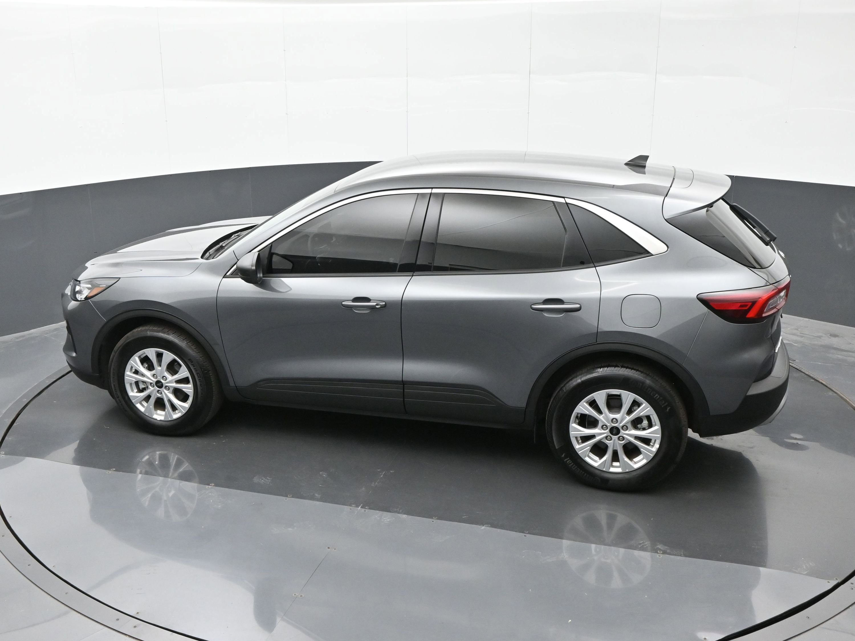 Used 2024 Ford Escape Active AWD/4WD image 35