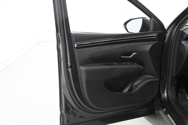 Used 2023 Hyundai Tucson SEL w/ Convenience Package AWD/4WD image 4