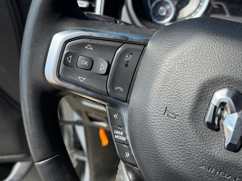 Used 2025 RAM 1500 Big Horn AWD/4WD image 16