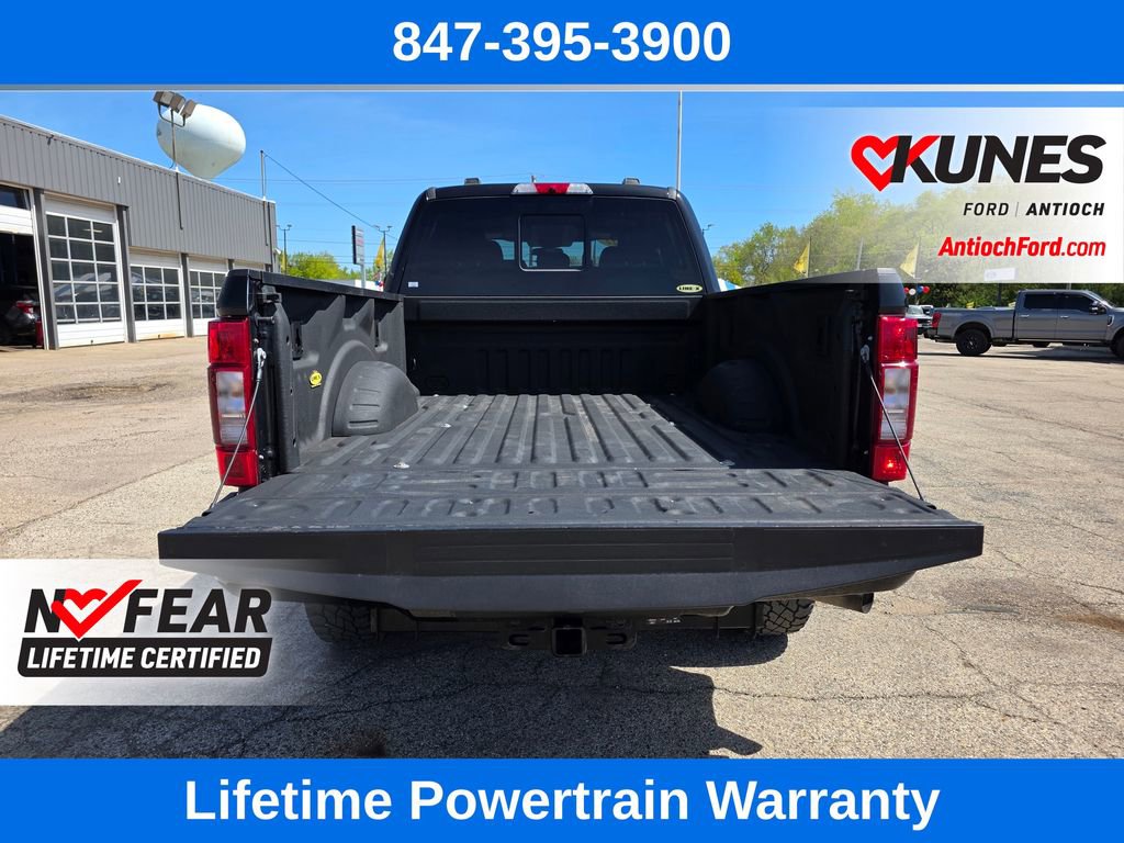 Used 2022 Ford F250 XLT w/ Black Appearance Package AWD/4WD image 10