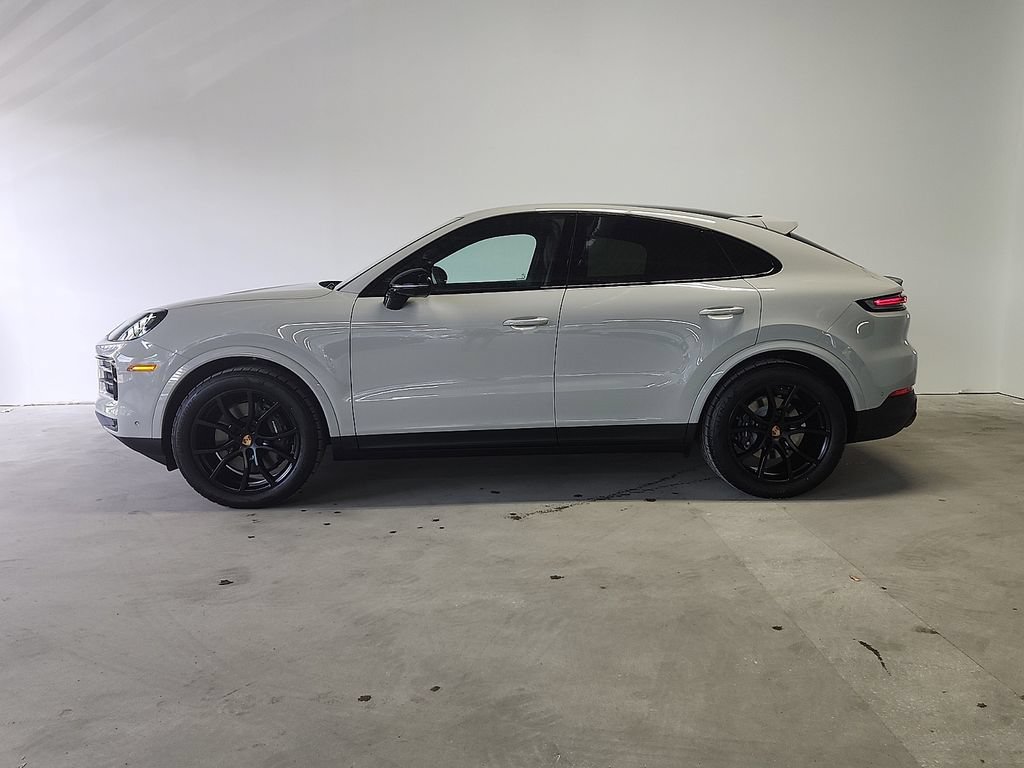 New 2026 Porsche Cayenne Coupe AWD/4WD image 2