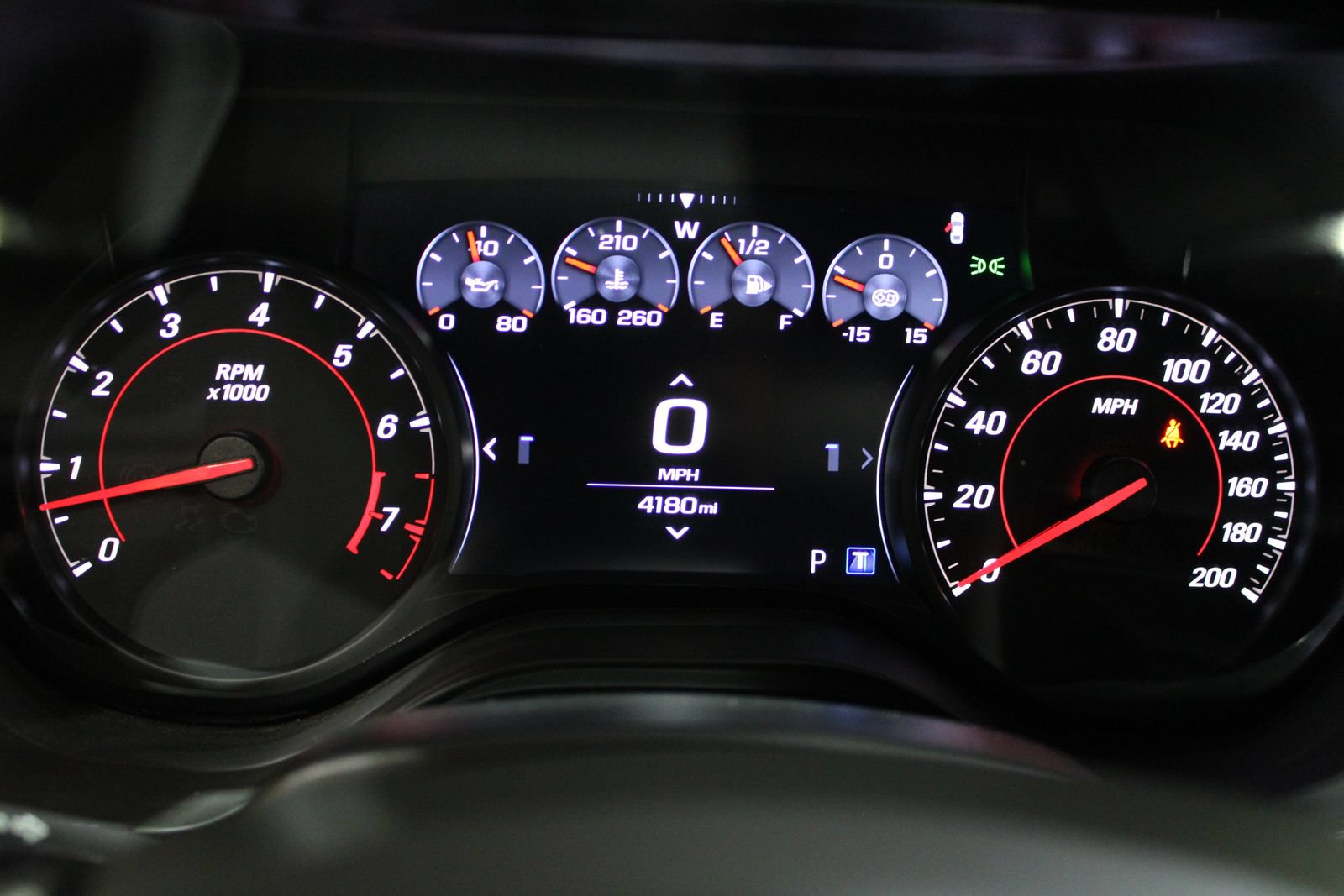 Used 2019 Chevrolet Camaro ZL1 RWD image 25