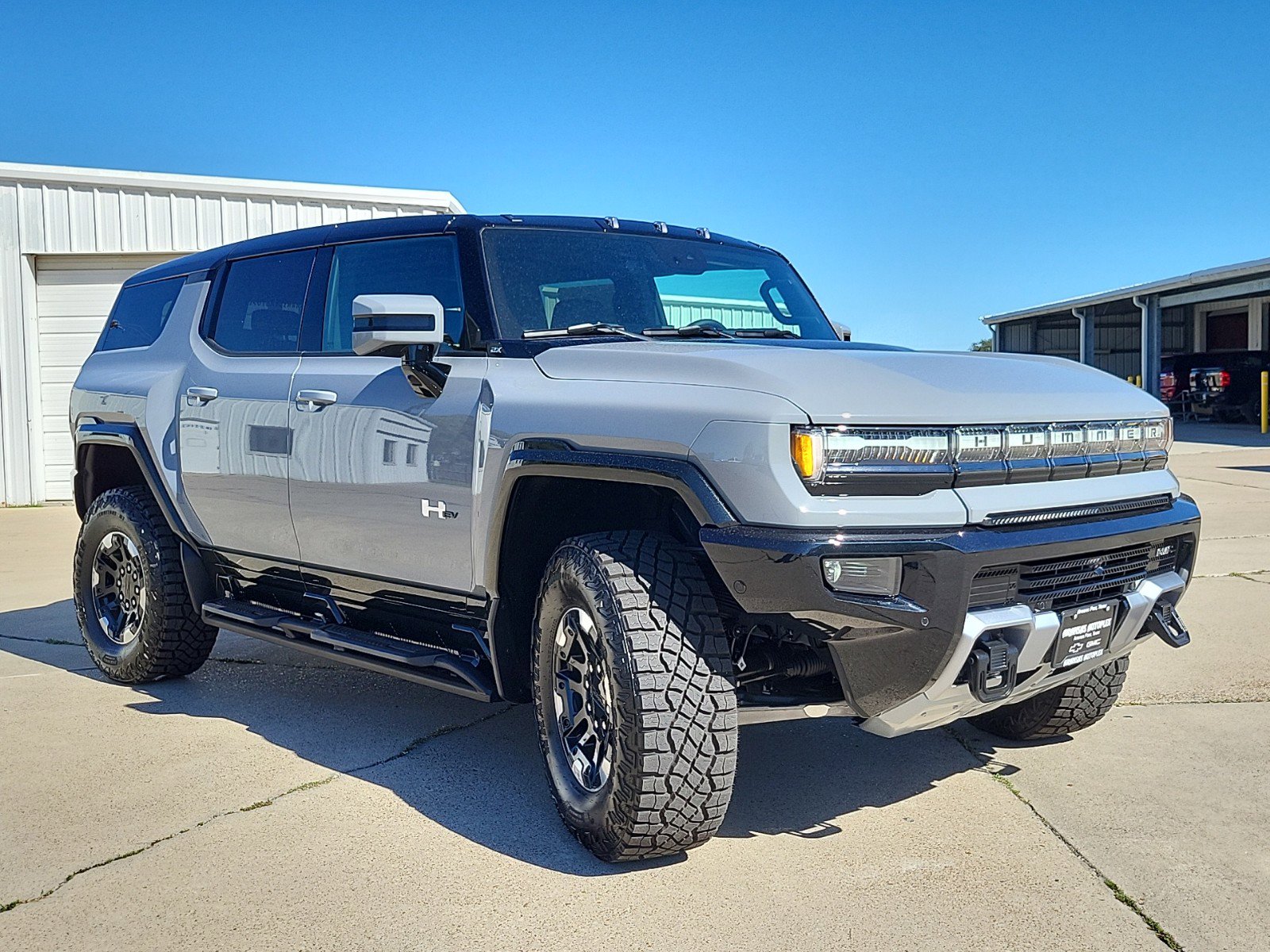 New 2025 GMC Hummer EV 2X w/ Extreme Off-Road Package image 3